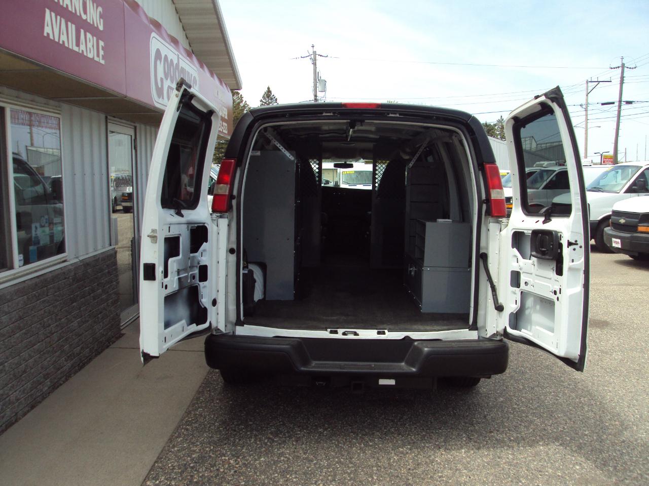 Chevrolet Express Cargo Van AWD 1500 135" 2013