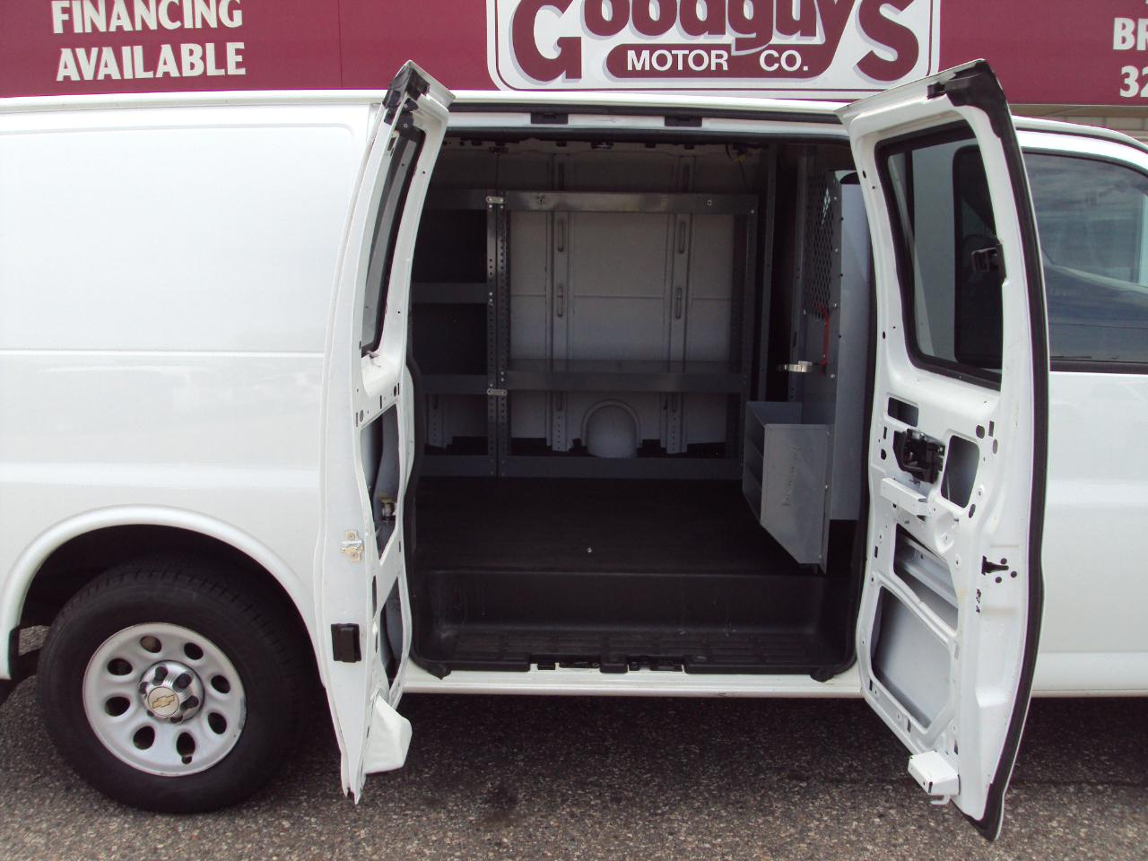 Chevrolet Express Cargo Van AWD 1500 135" 2013