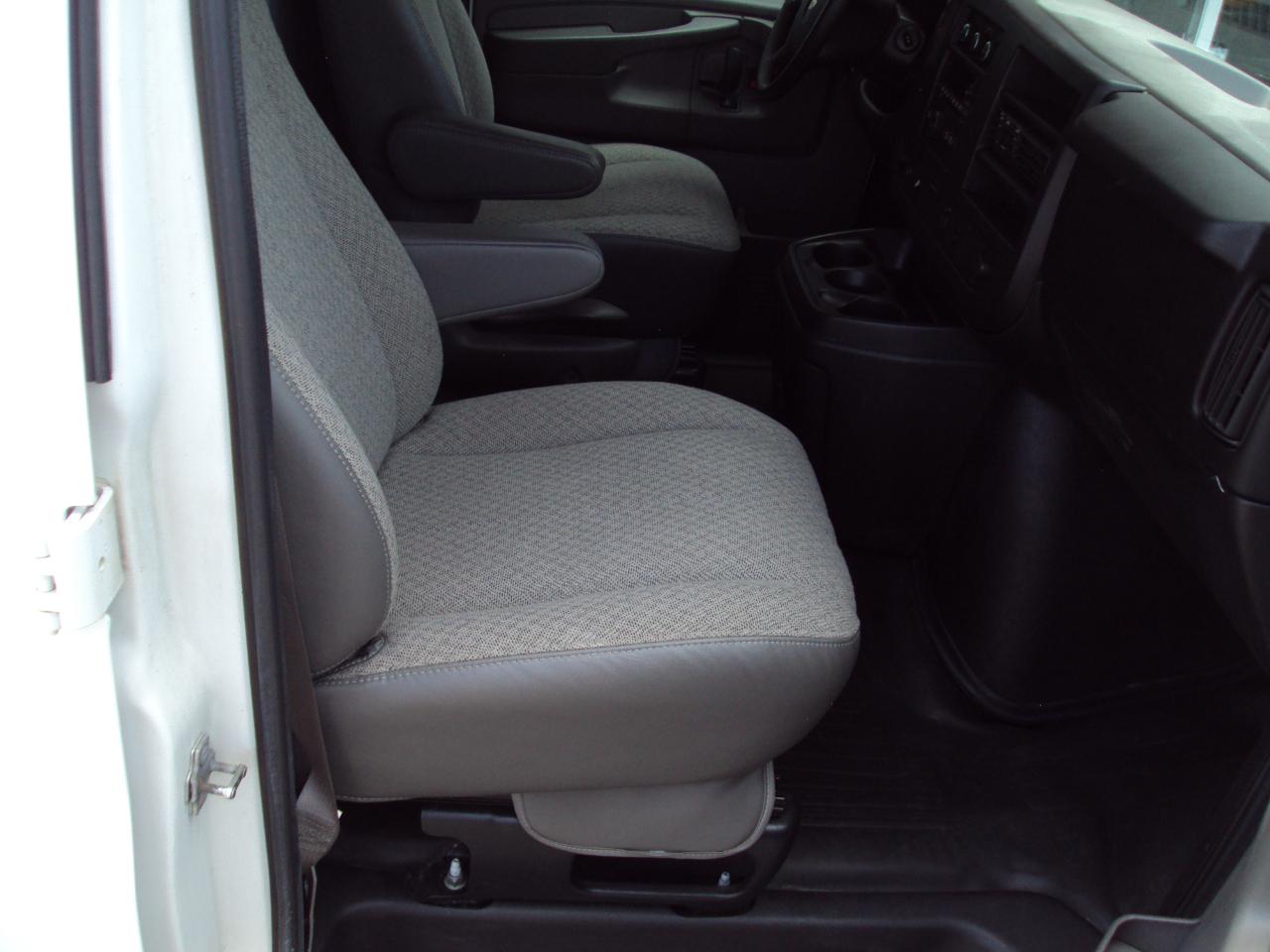 Chevrolet Express Cargo Van AWD 1500 135" 2013