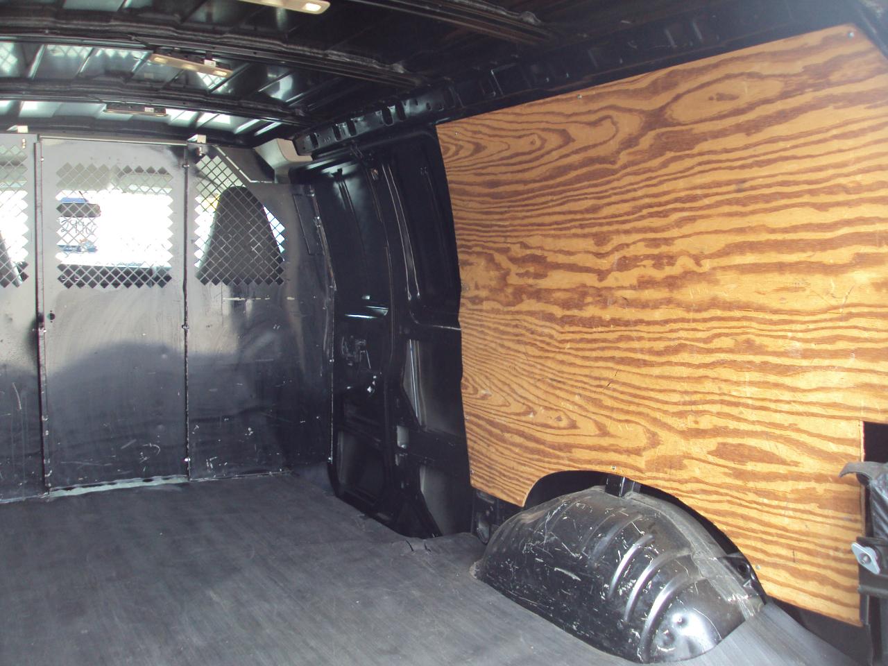 Chevrolet Express Cargo Van RWD 2500 135" 2018