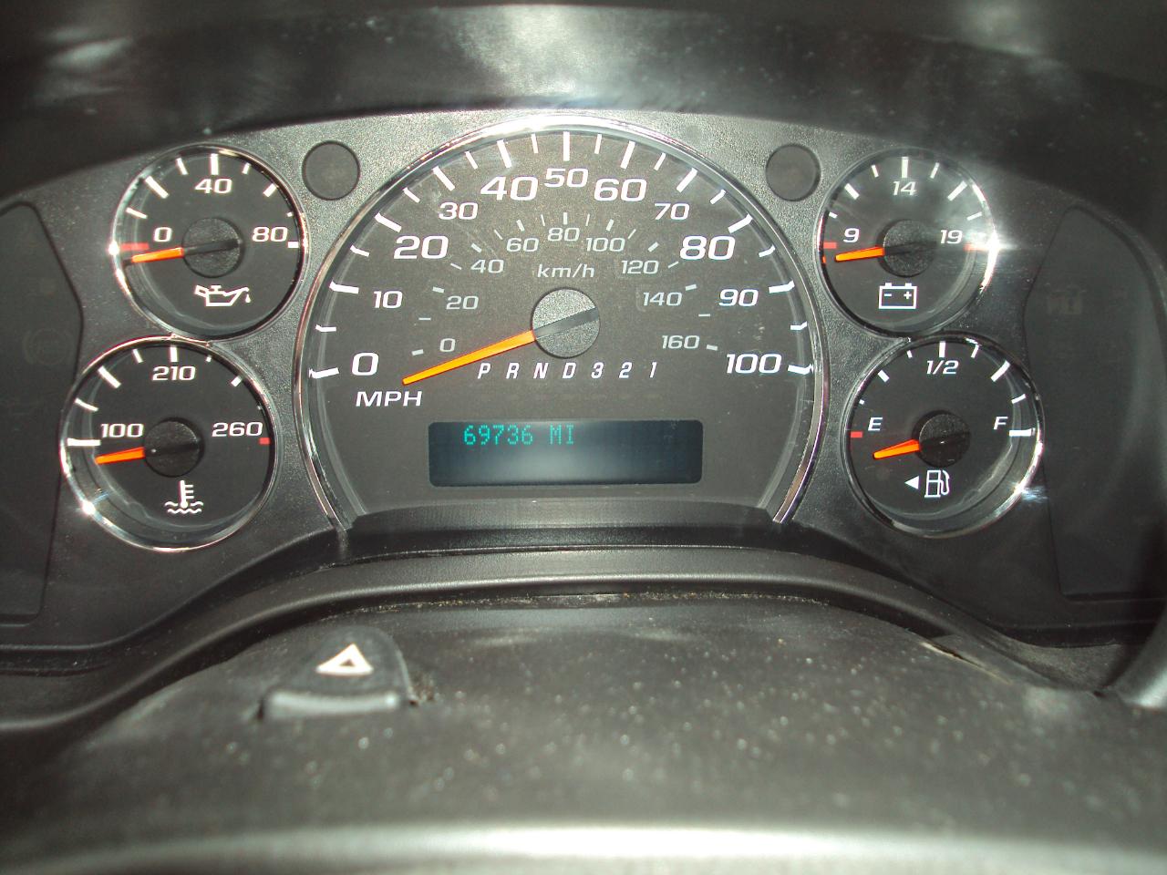 Chevrolet Express Passenger AWD 1500 135" LS 2014