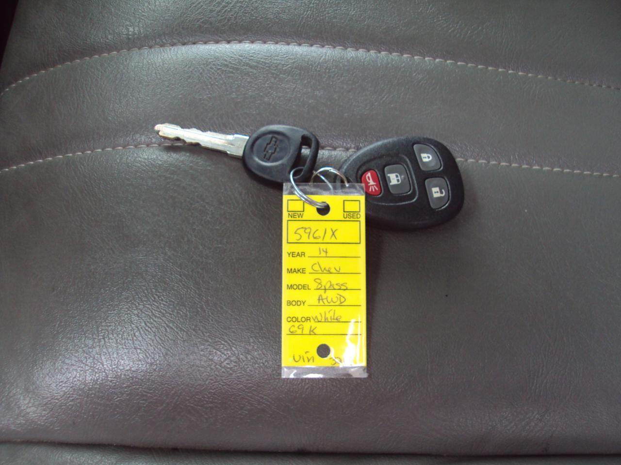 Chevrolet Express Passenger AWD 1500 135" LS 2014