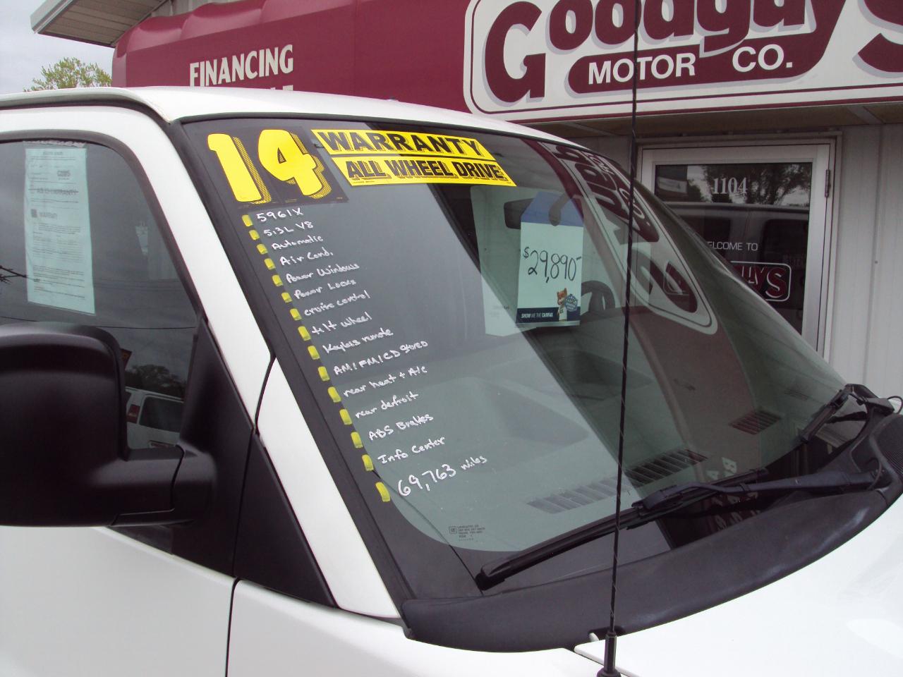 Chevrolet Express Passenger AWD 1500 135" LS 2014