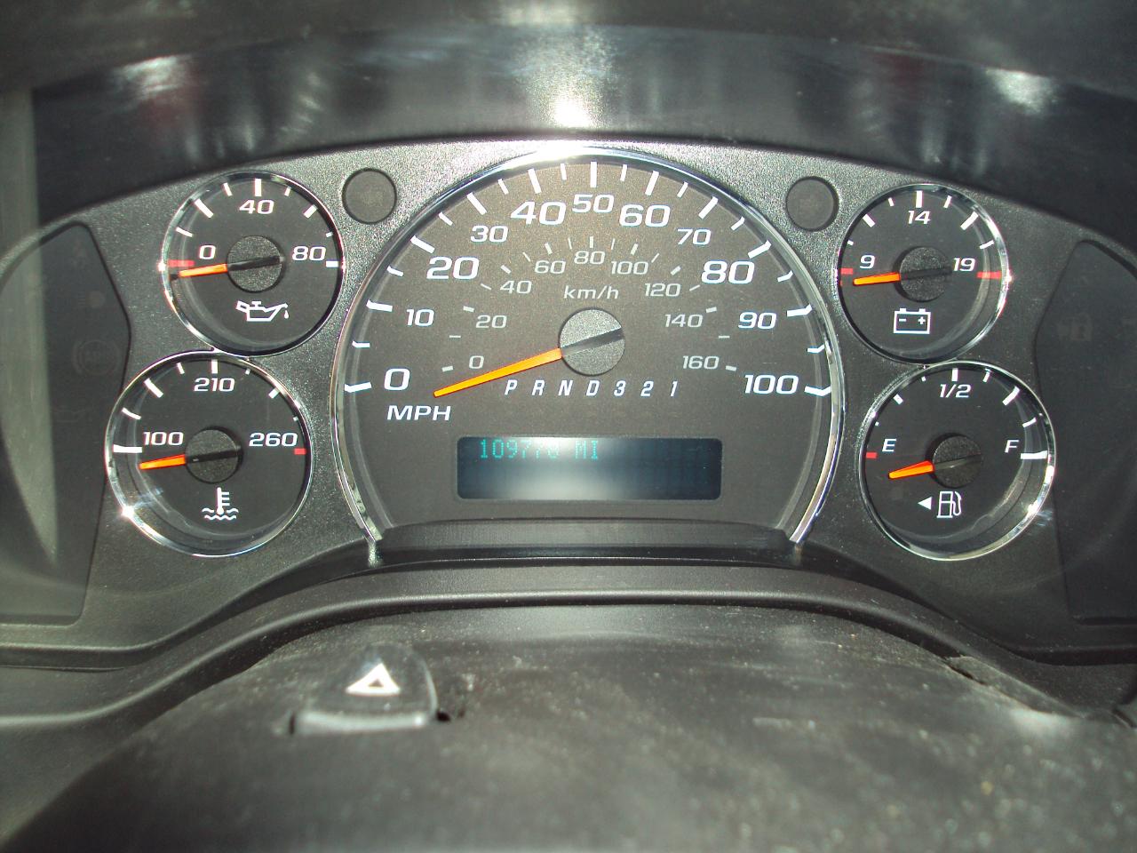 GMC Savana Cargo Van AWD 1500 135" 2010
