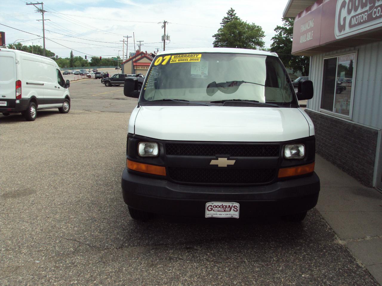 Chevrolet Express Cargo Van AWD 1500 135" 2007