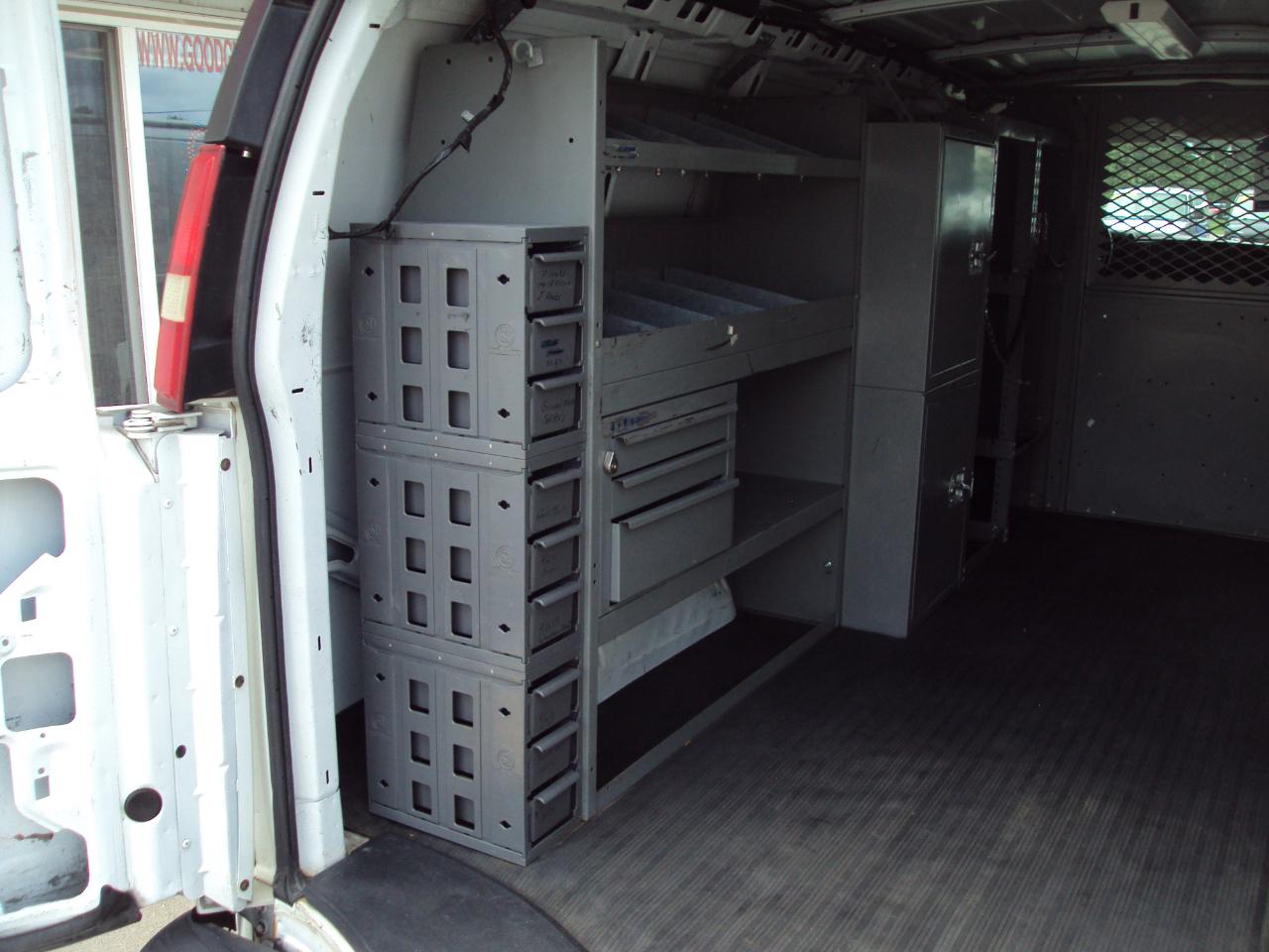 Chevrolet Express Cargo Van AWD 1500 135" 2007