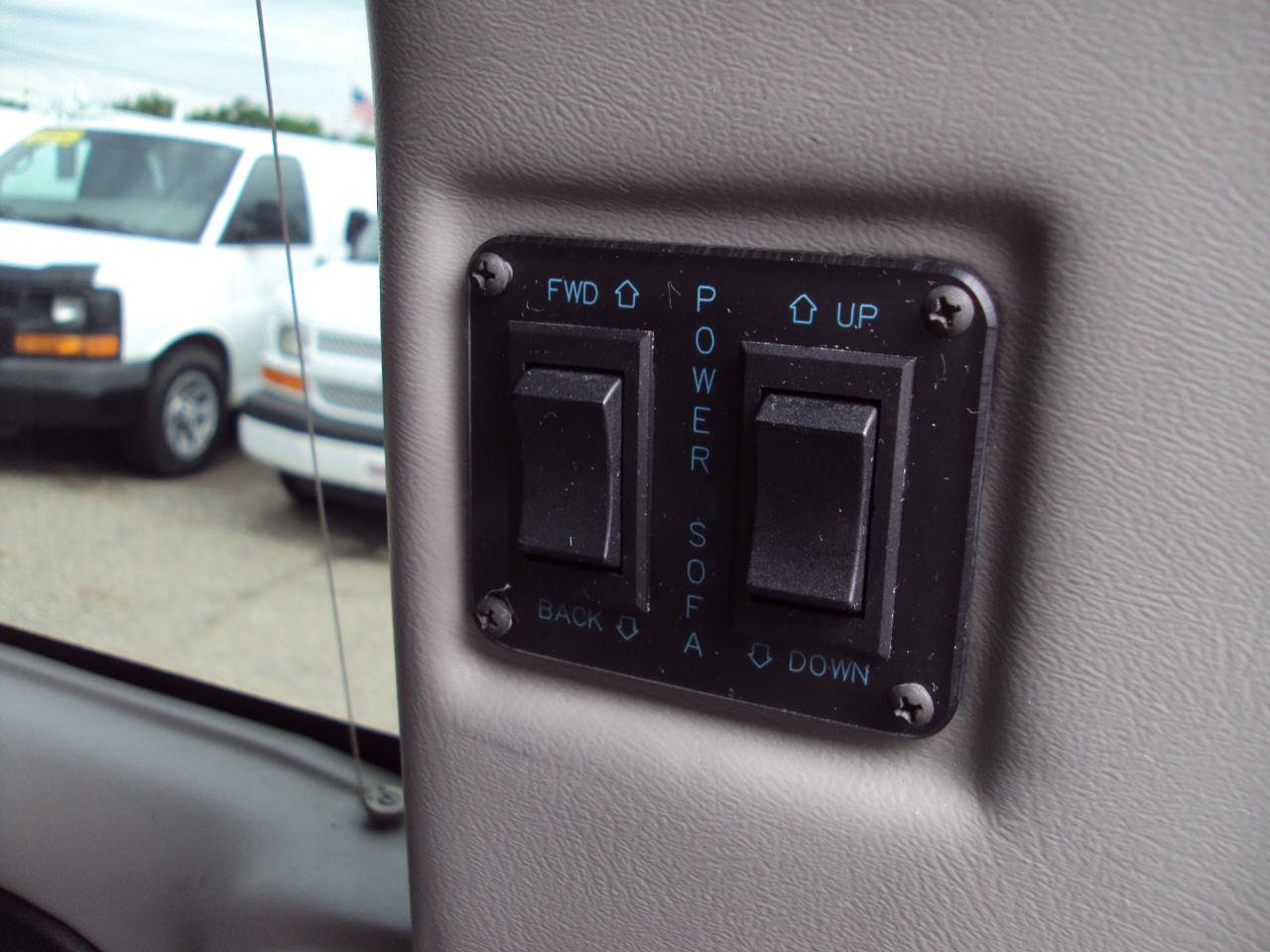 Chevrolet Express Van  2014