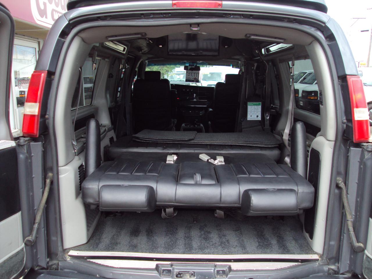 Chevrolet Express Van  2014