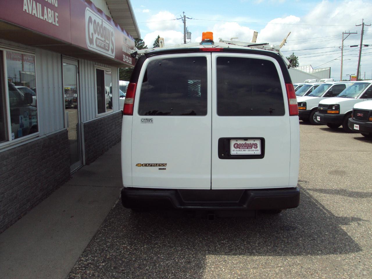 Chevrolet Express Cargo Van AWD 1500 135" 2014