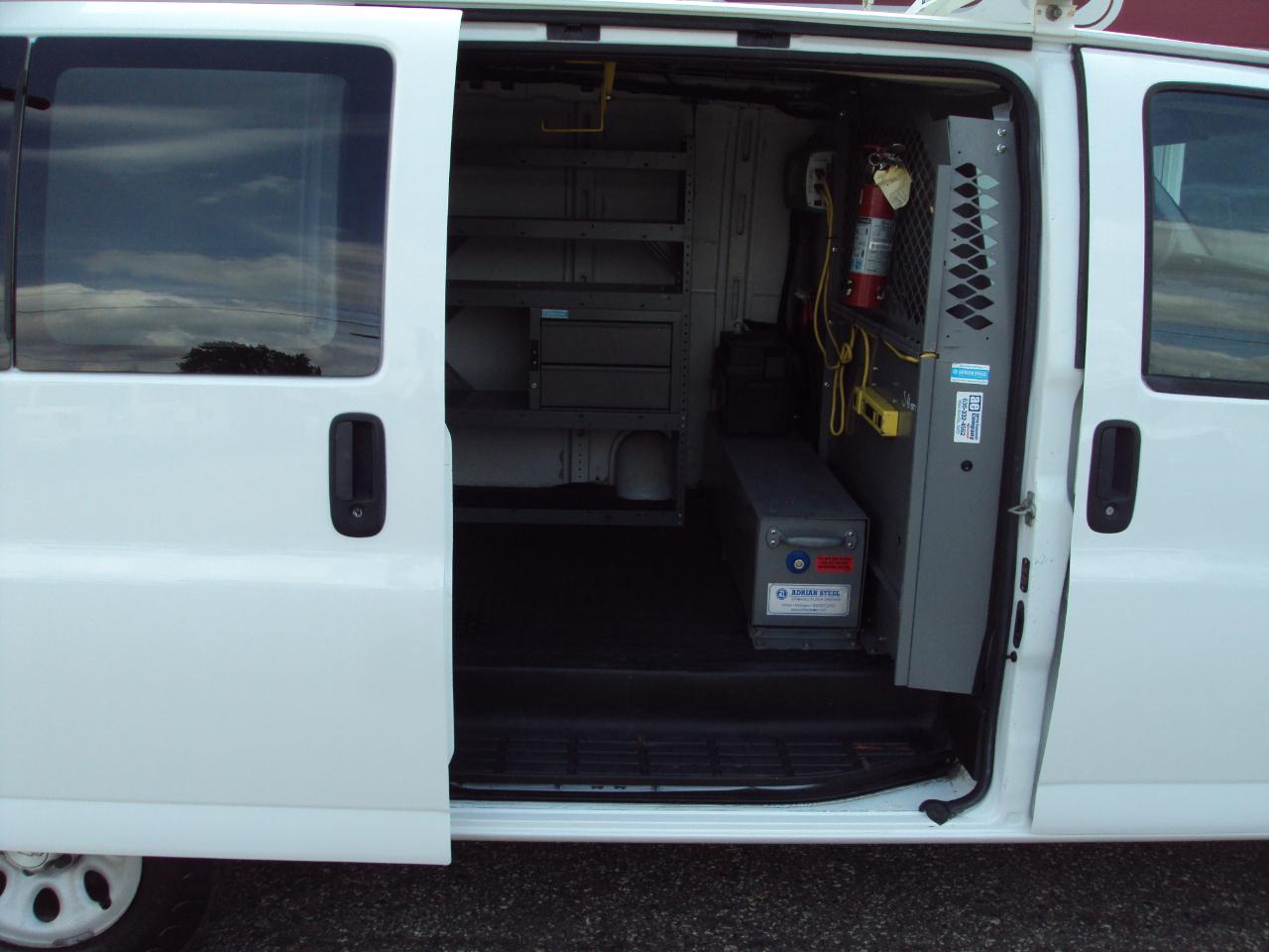 Chevrolet Express Cargo Van AWD 1500 135" 2014
