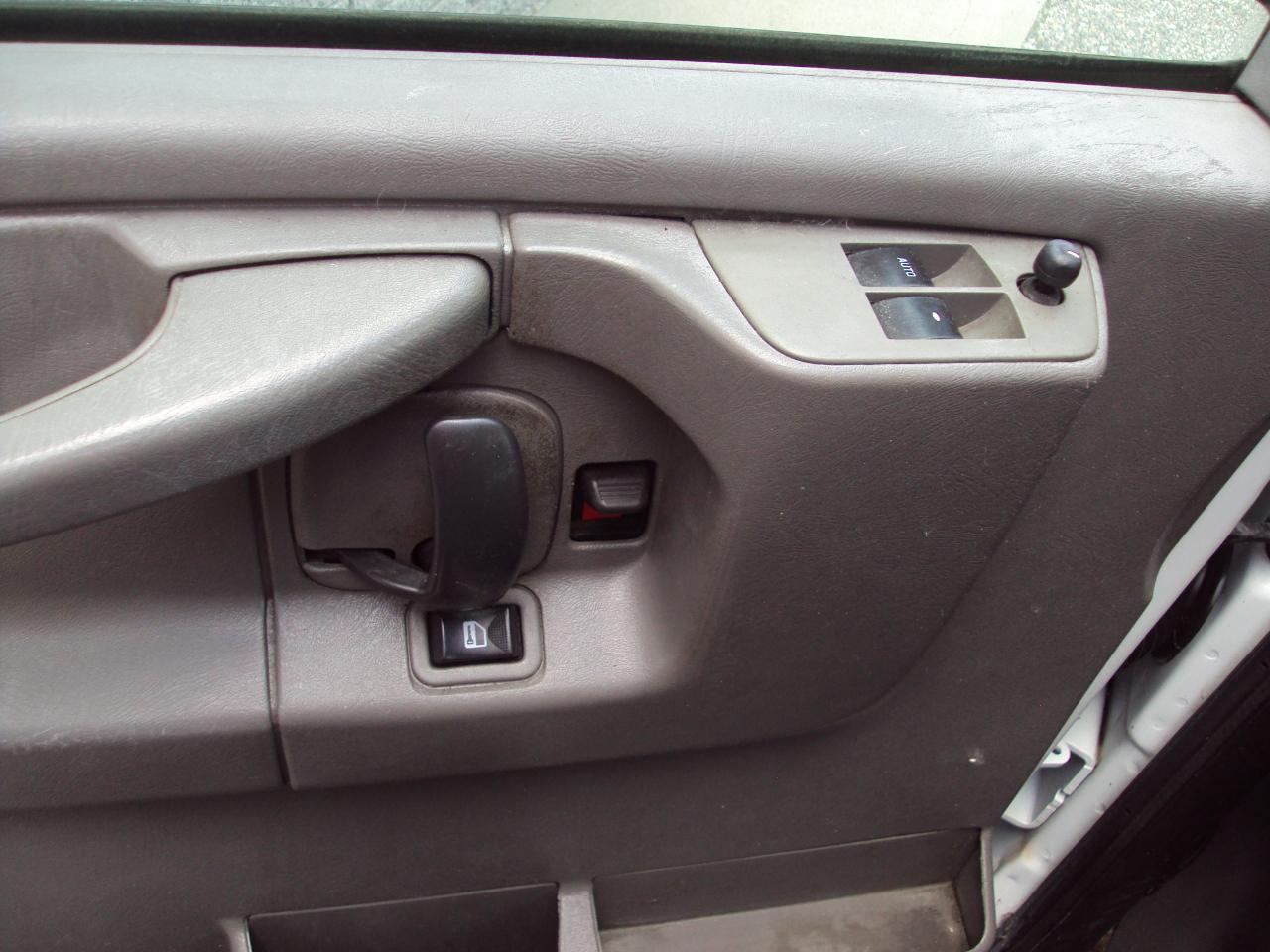 Chevrolet Express Cargo Van AWD 1500 135" 2014