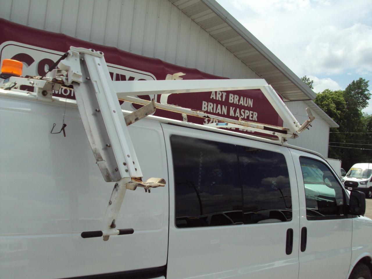 Chevrolet Express Cargo Van AWD 1500 135" 2014