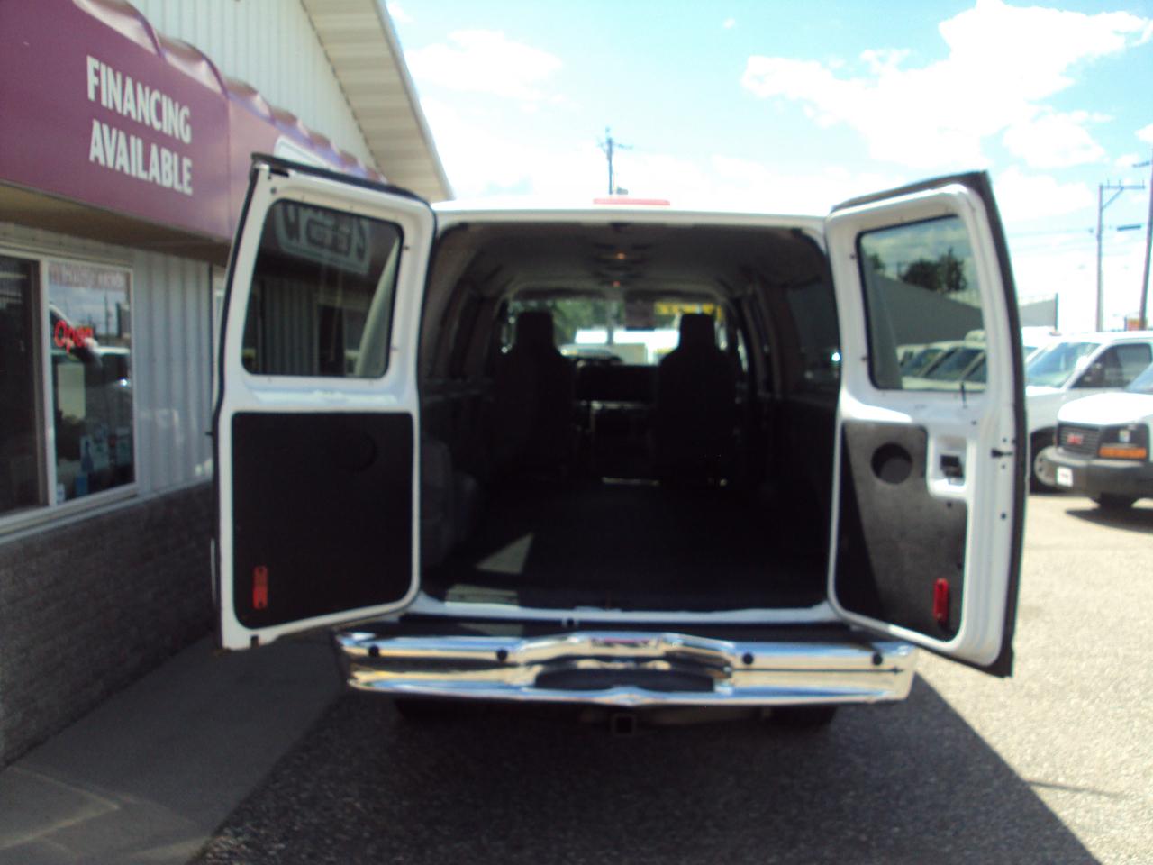 Ford Econoline Wagon  2012