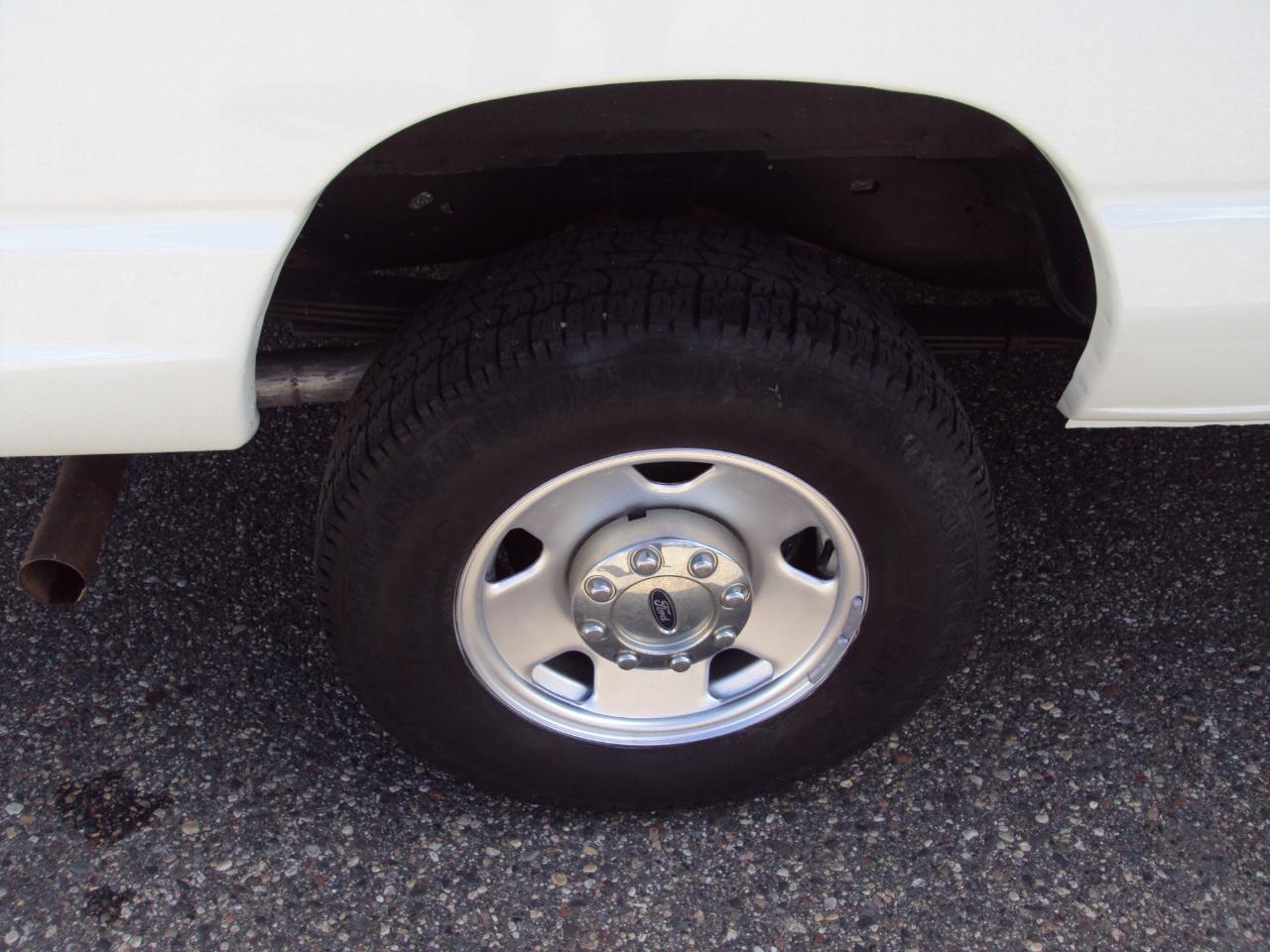 Ford Econoline Wagon  2012