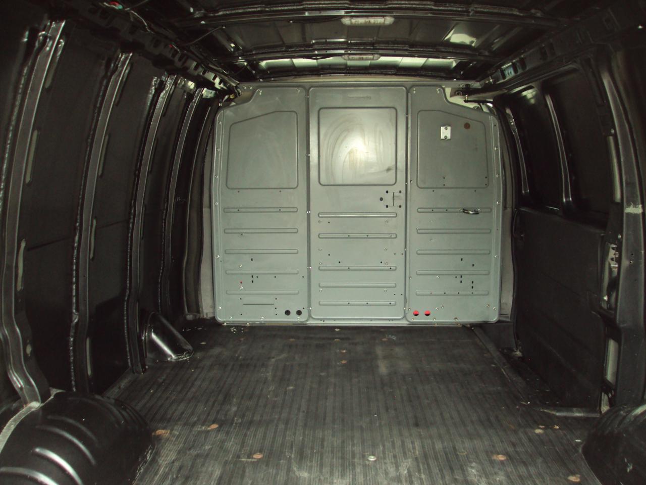 Chevrolet Express Cargo Van AWD 1500 135" 2014