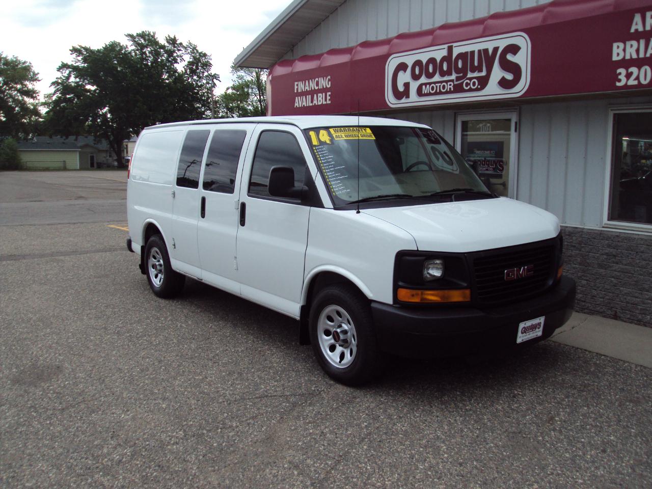 GMC Savana Cargo Van AWD 1500 135" 2014