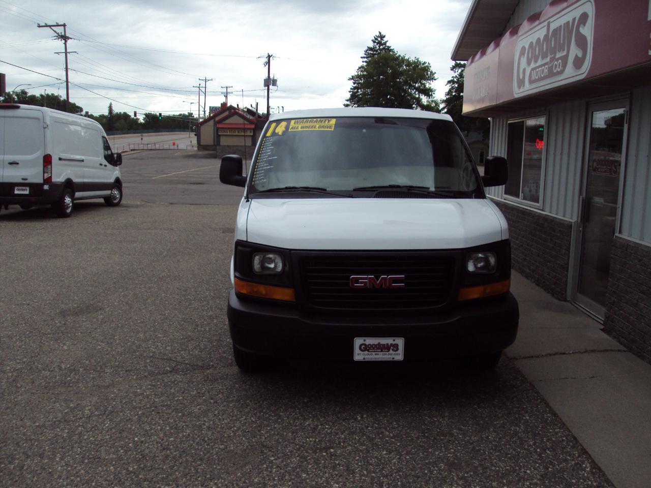 GMC Savana Cargo Van AWD 1500 135" 2014