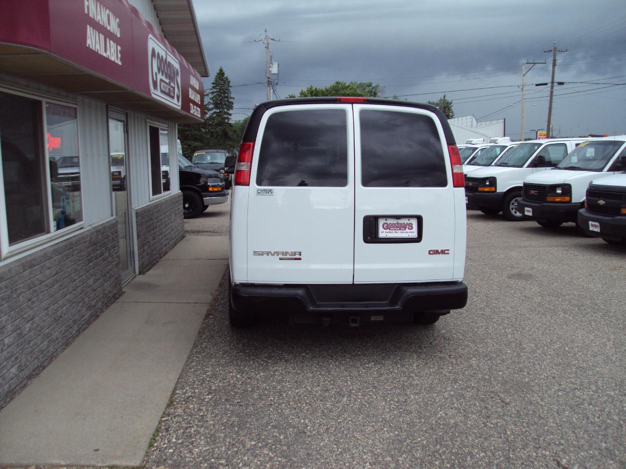 GMC Savana Cargo Van AWD 1500 135" 2014