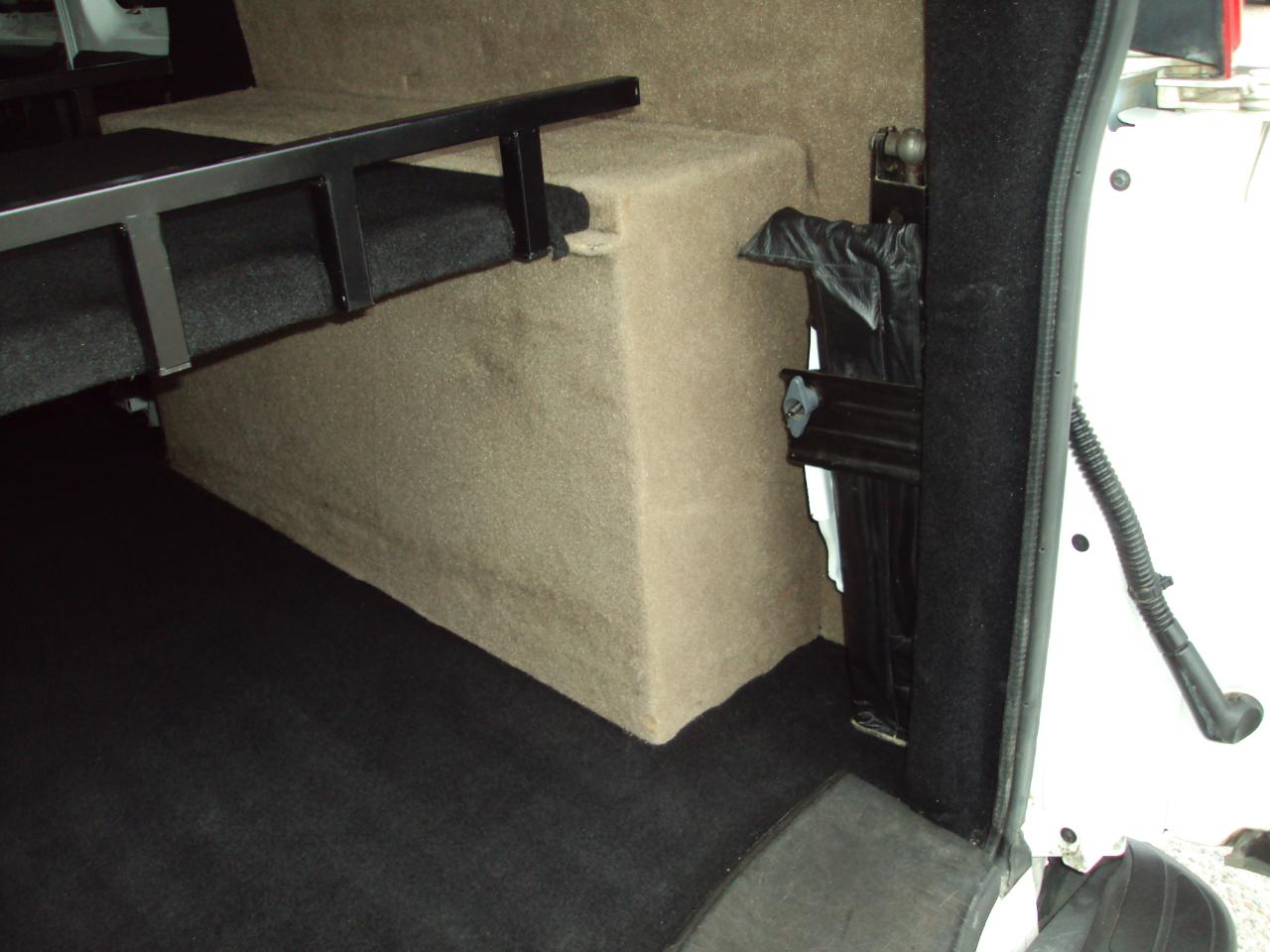 GMC Savana Cargo Van AWD 1500 135" 2014