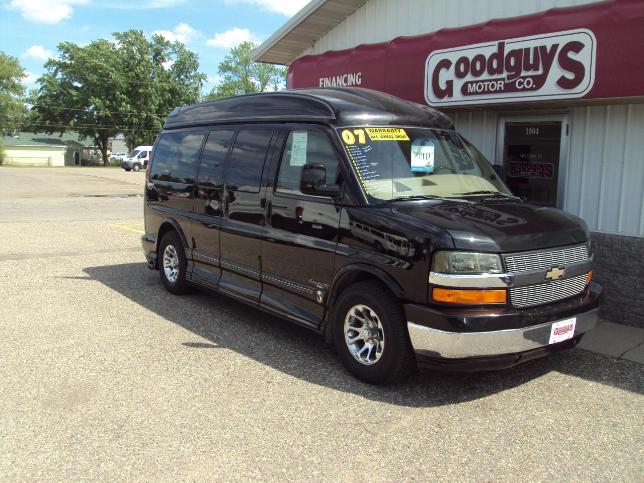Chevrolet Express Van  2007