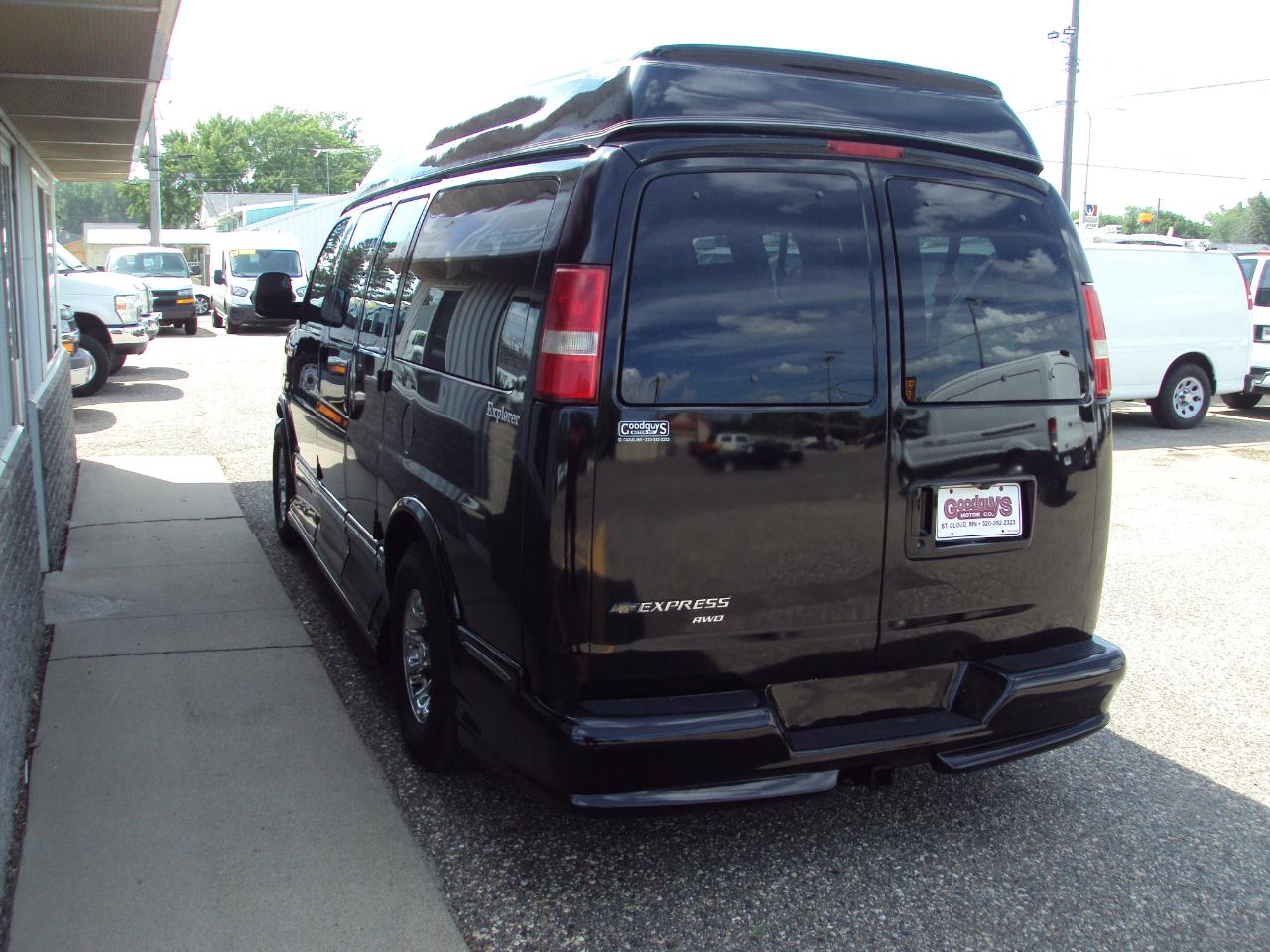 Chevrolet Express Van  2007