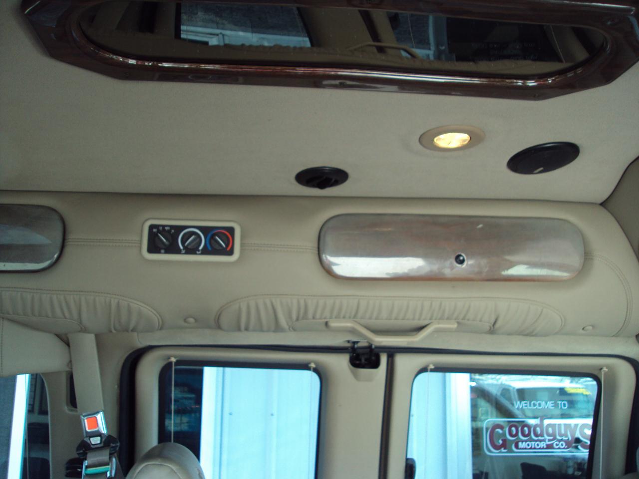 Chevrolet Express Van  2007