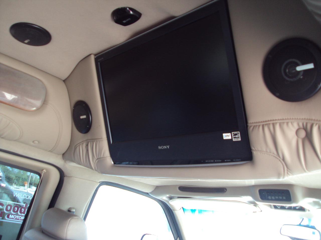Chevrolet Express Van  2007