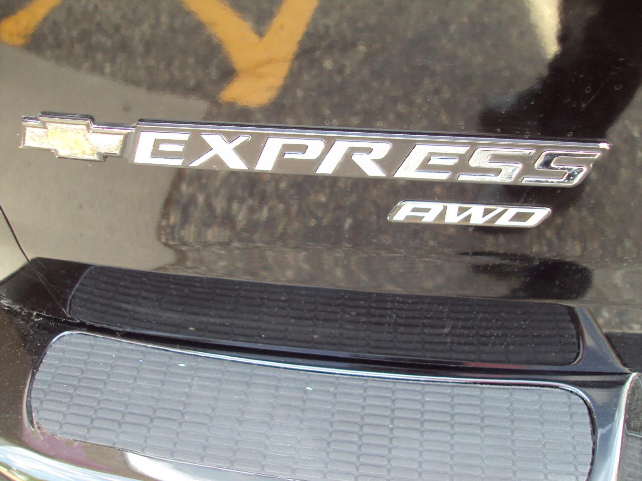 Chevrolet Express Van  2007