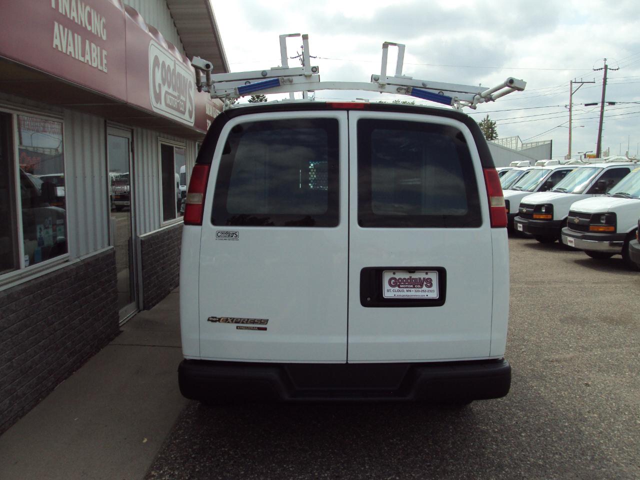 Chevrolet Express Cargo Van AWD 1500 135" 2014