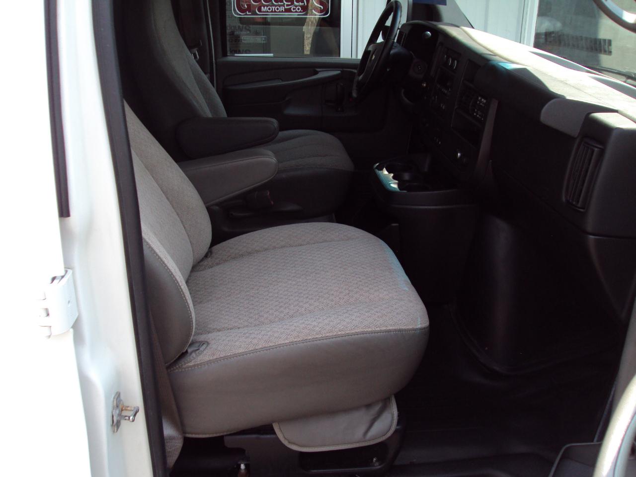Chevrolet Express Cargo Van AWD 1500 135" 2012