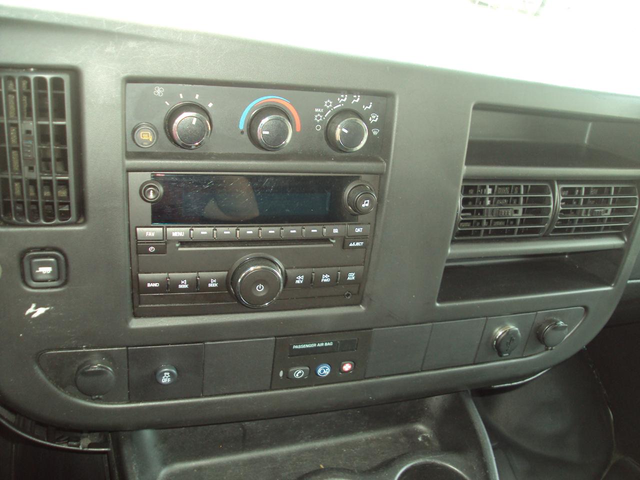 Chevrolet Express Cargo Van AWD 1500 135" 2012