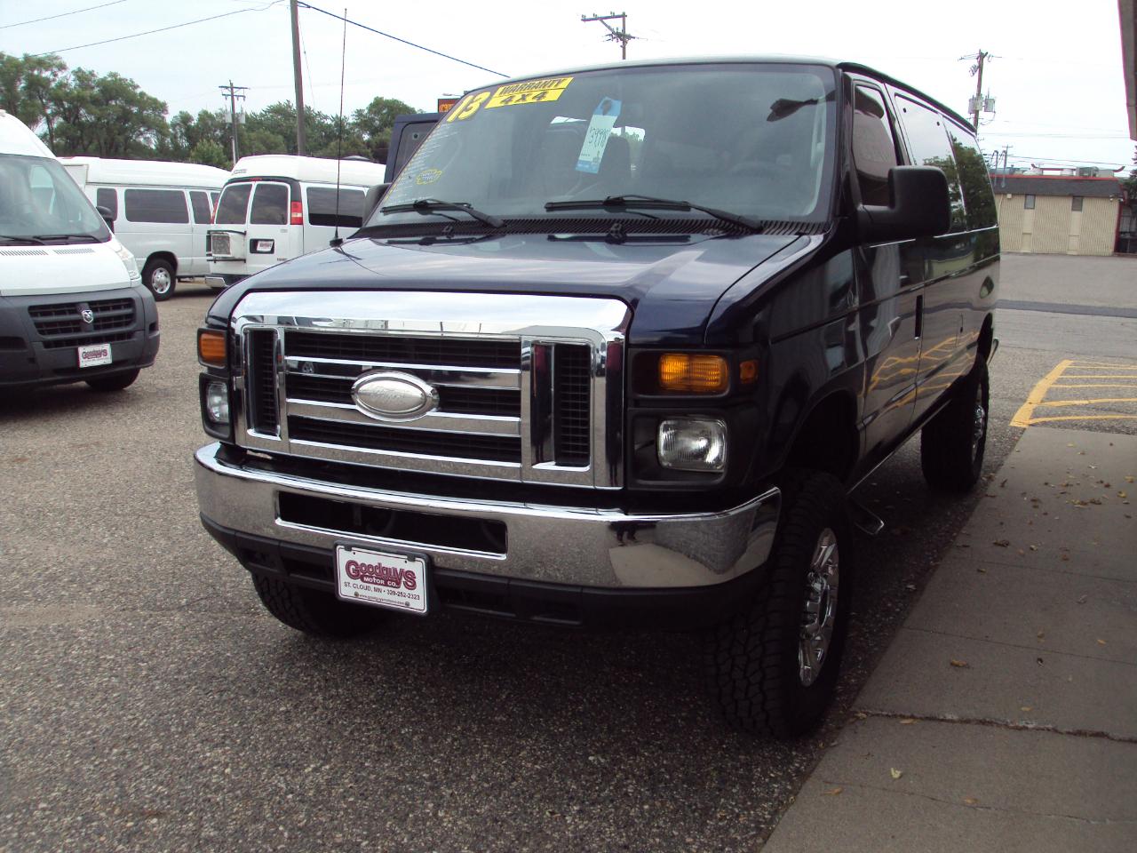 Ford Econoline Cargo Van  2013