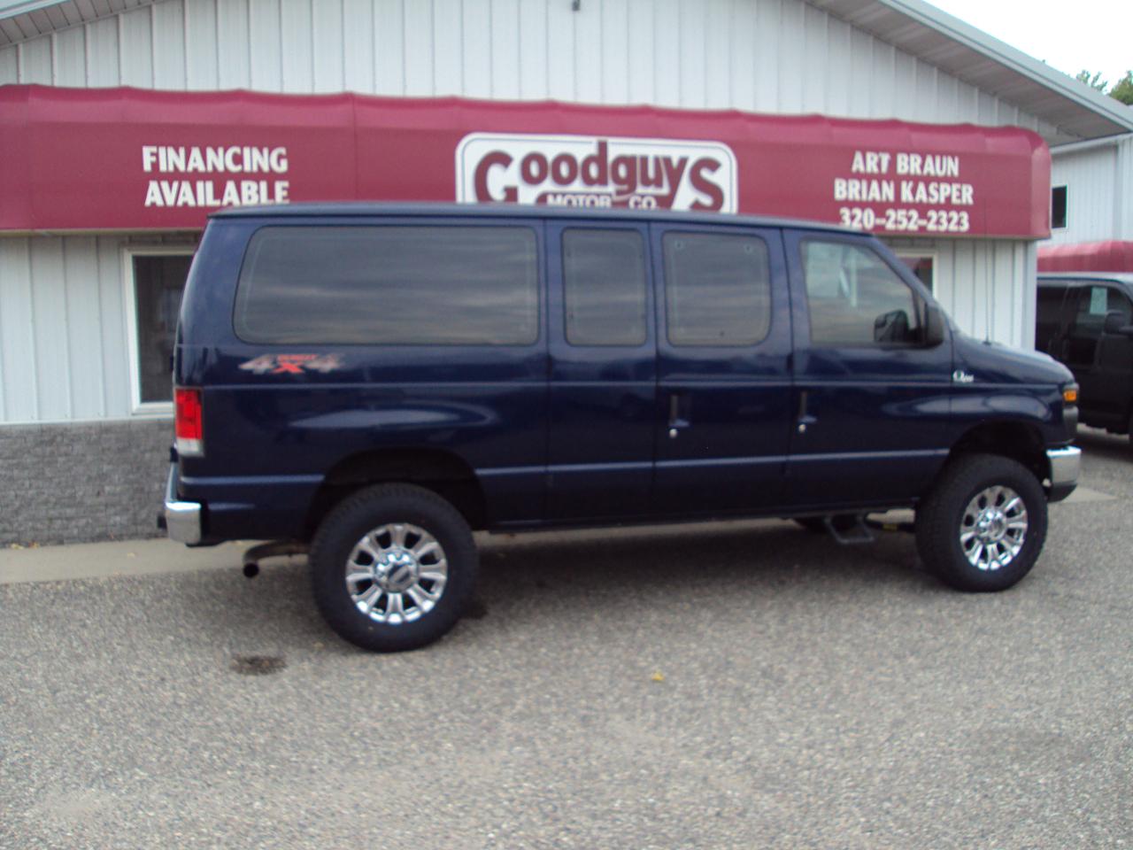 Ford Econoline Cargo Van  2013
