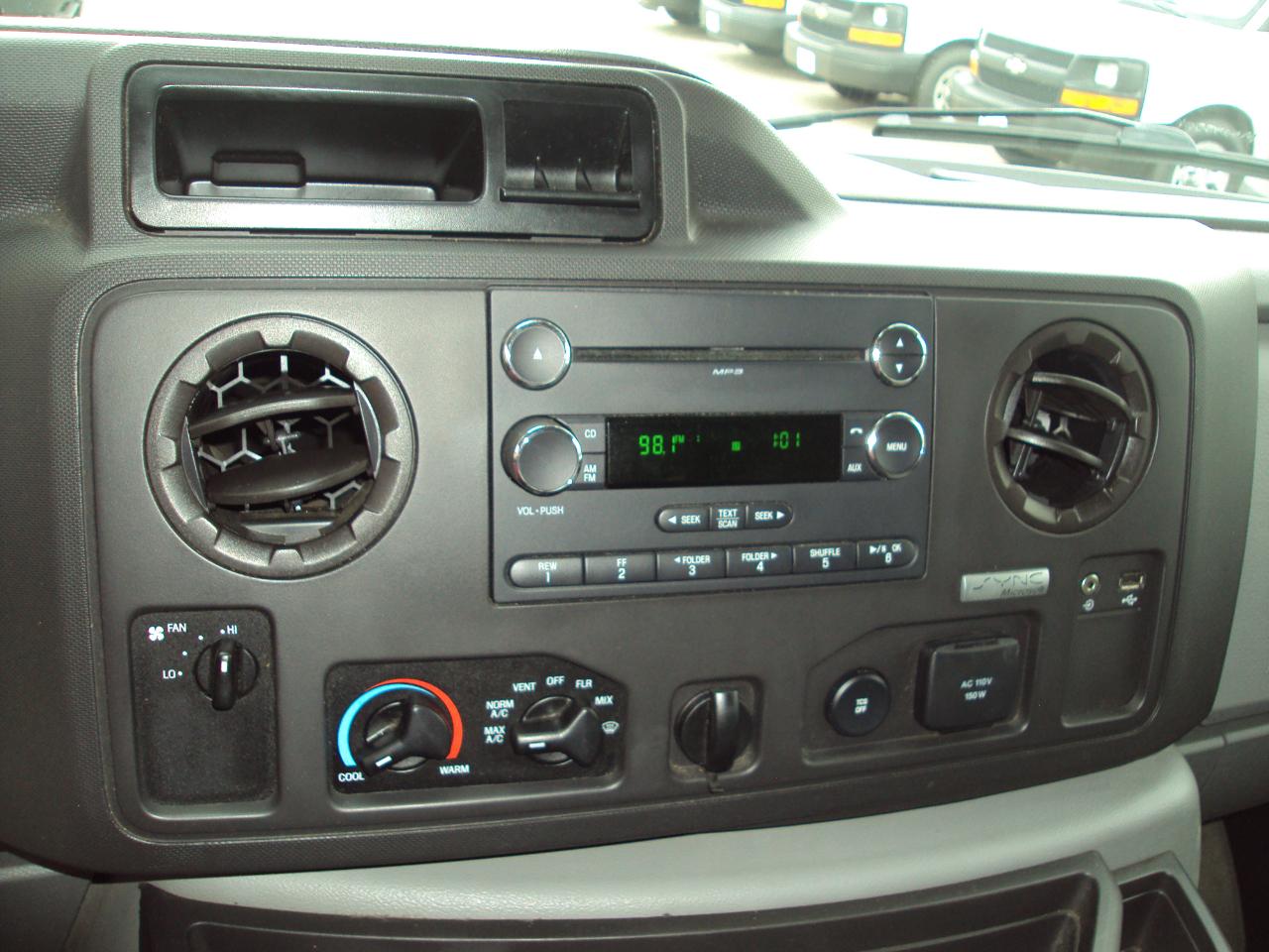 Ford Econoline Cargo Van  2013