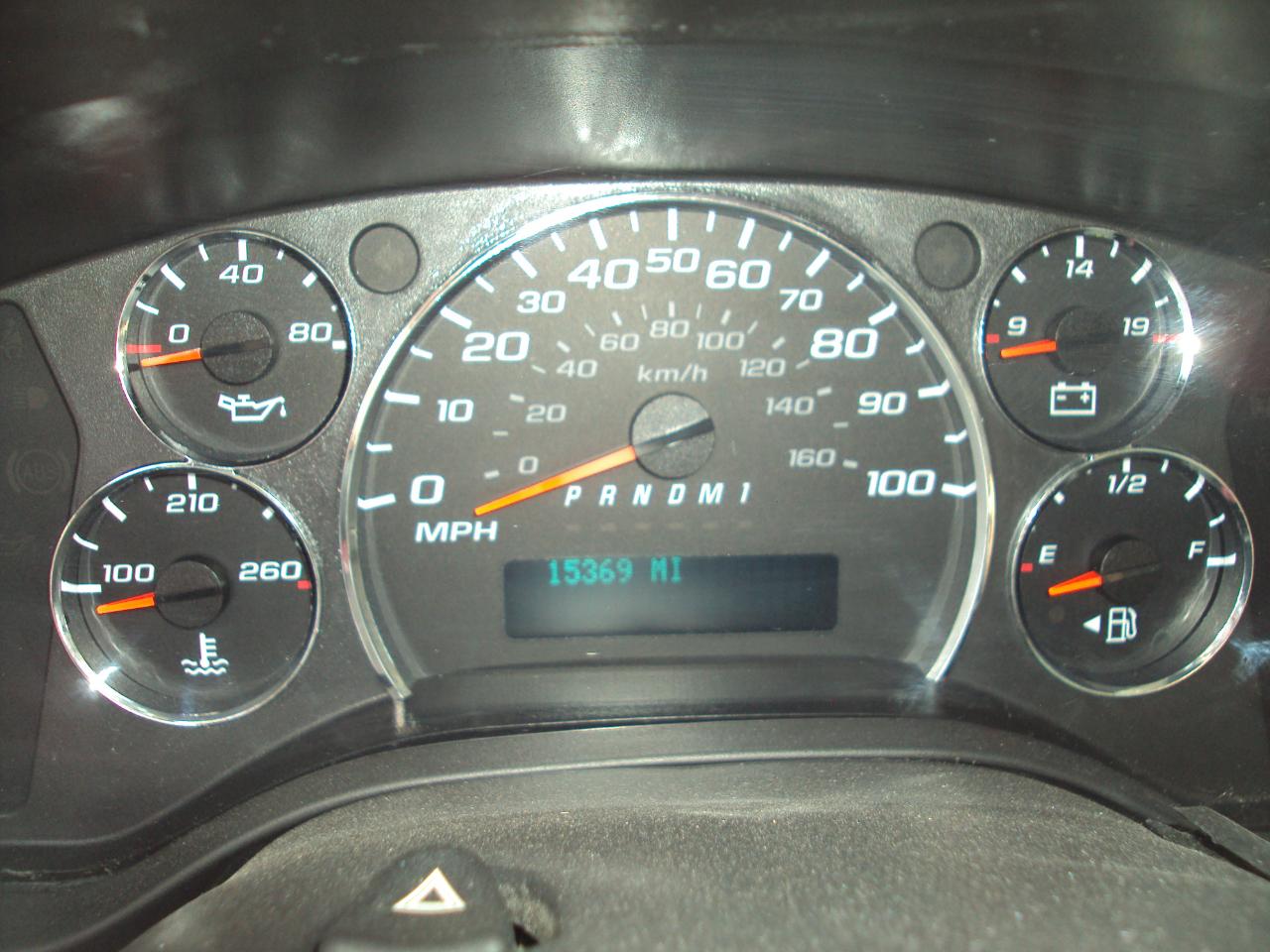 Chevrolet Express Cargo Van RWD 3500 155" 2011