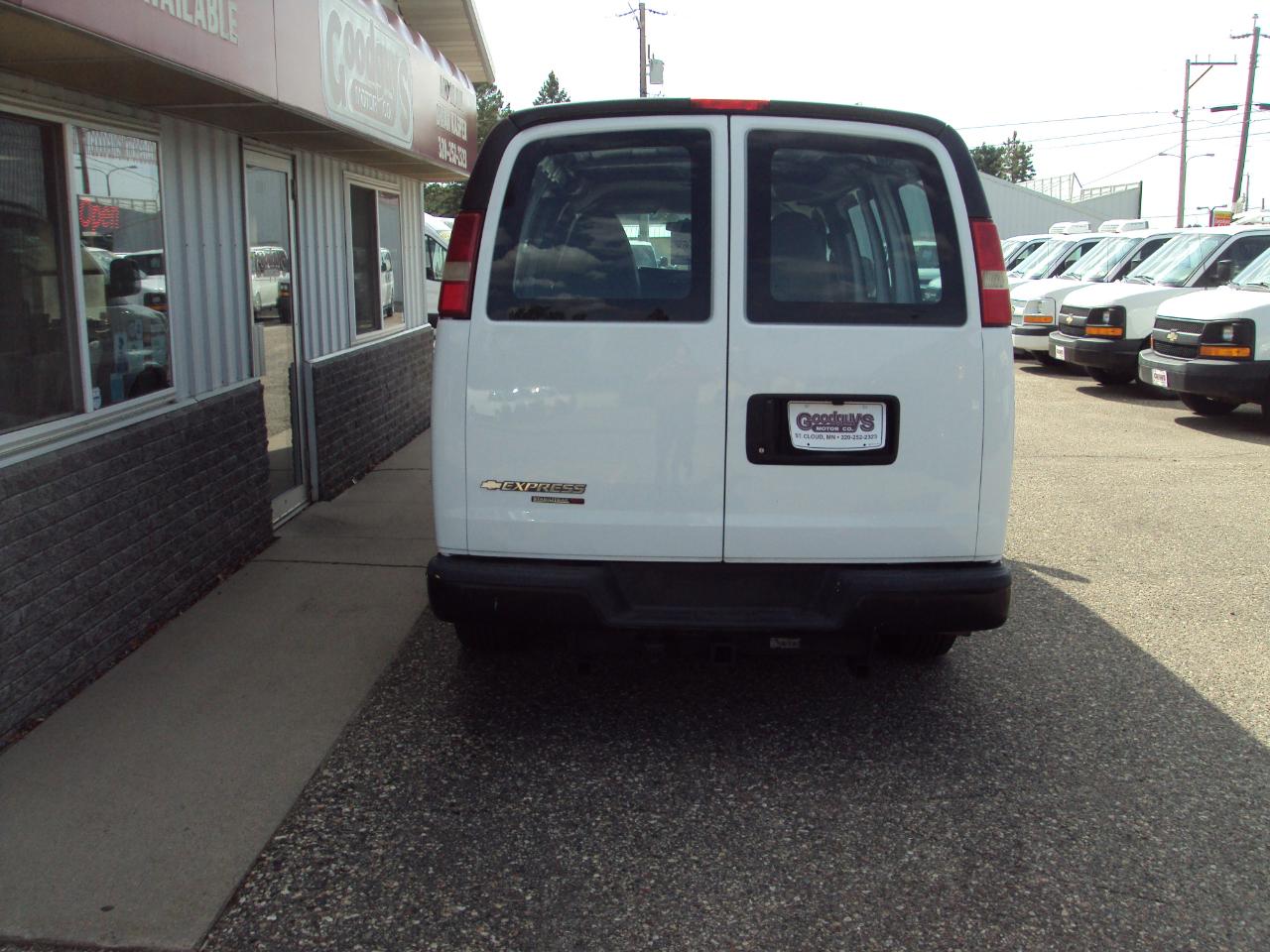 Chevrolet Express Cargo Van  2014