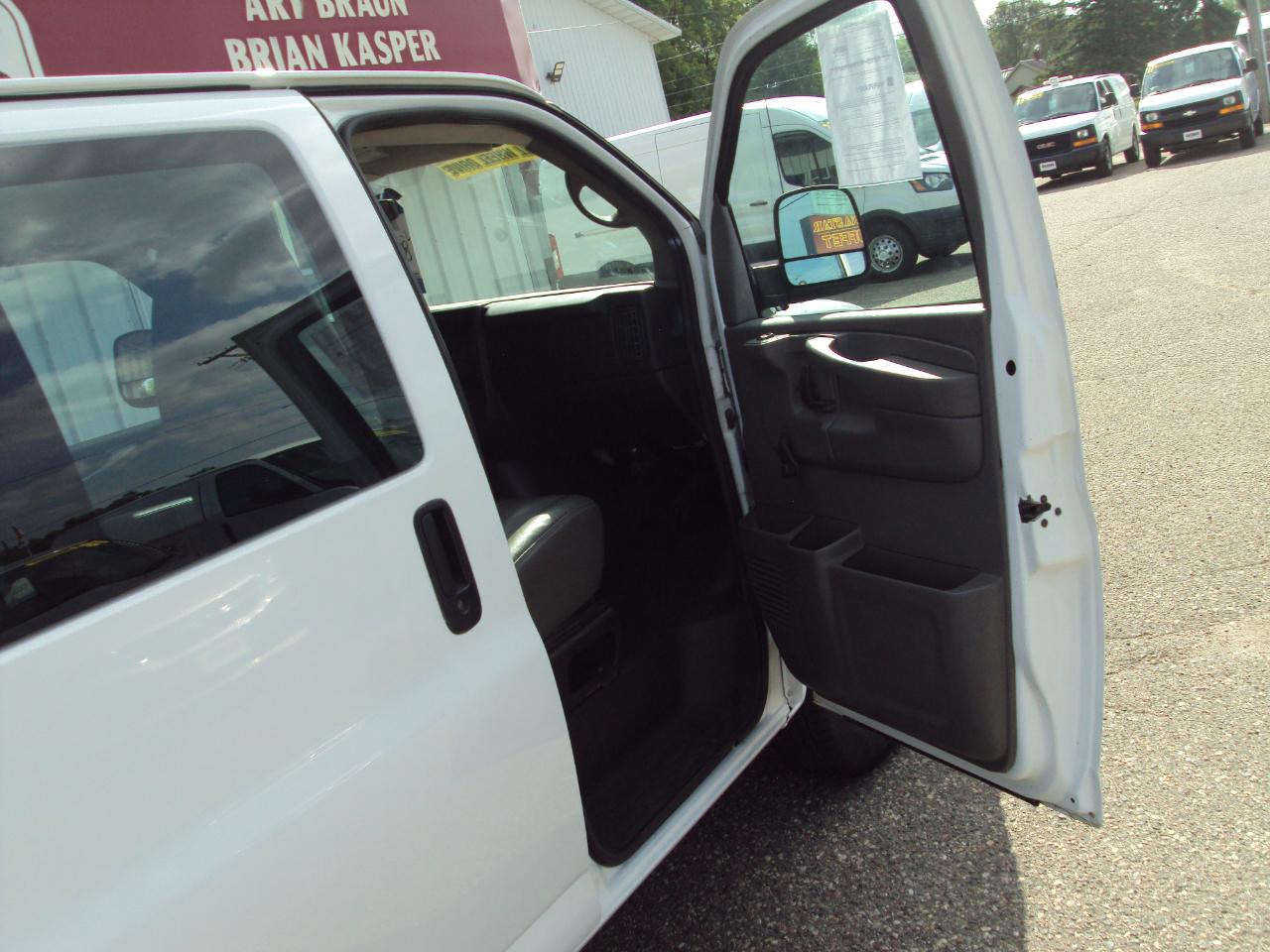 Chevrolet Express Cargo Van  2014