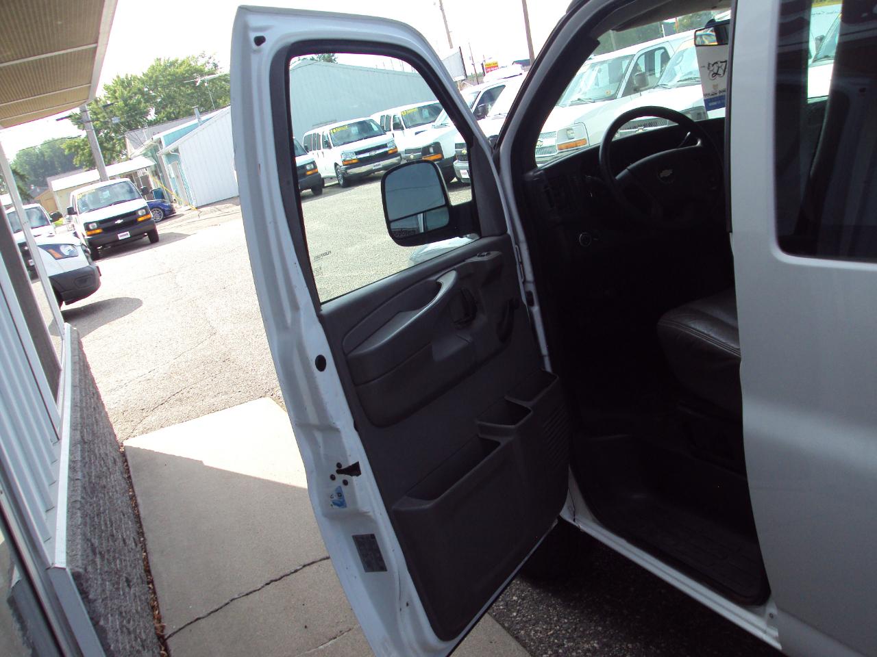 Chevrolet Express Cargo Van  2014