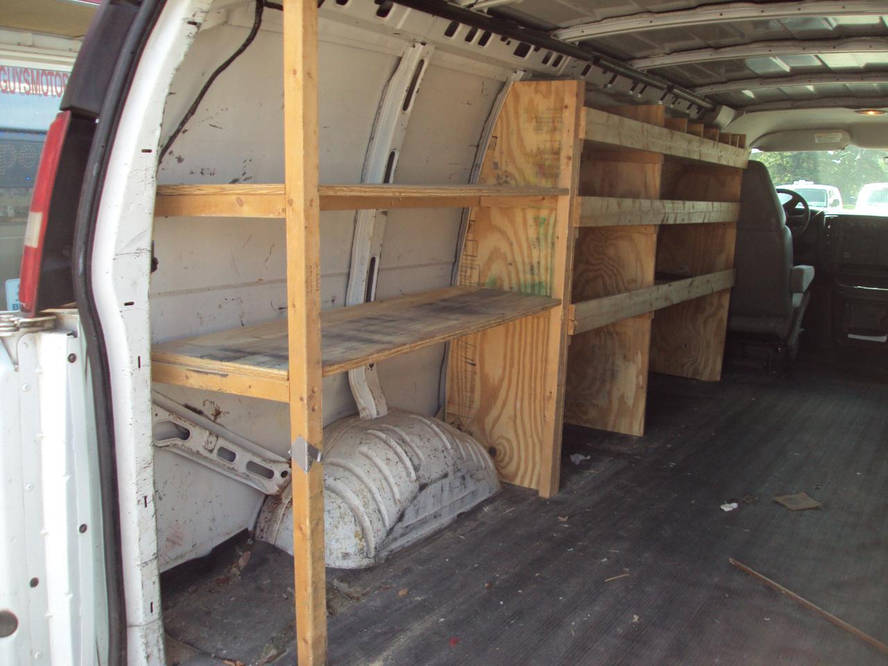Chevrolet Express Cargo Van 2500 155" WB RWD 2006