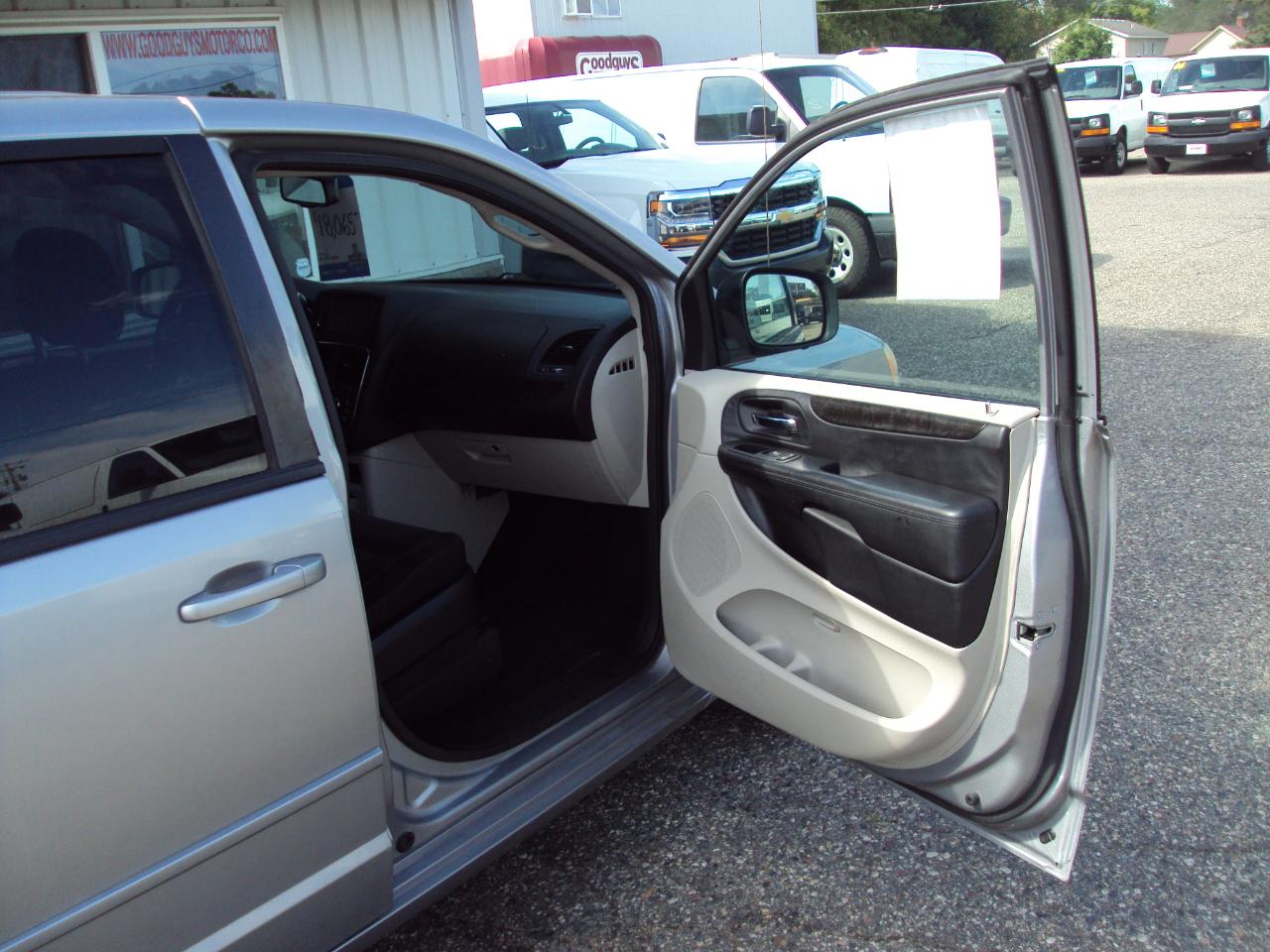 Dodge Grand Caravan  2017