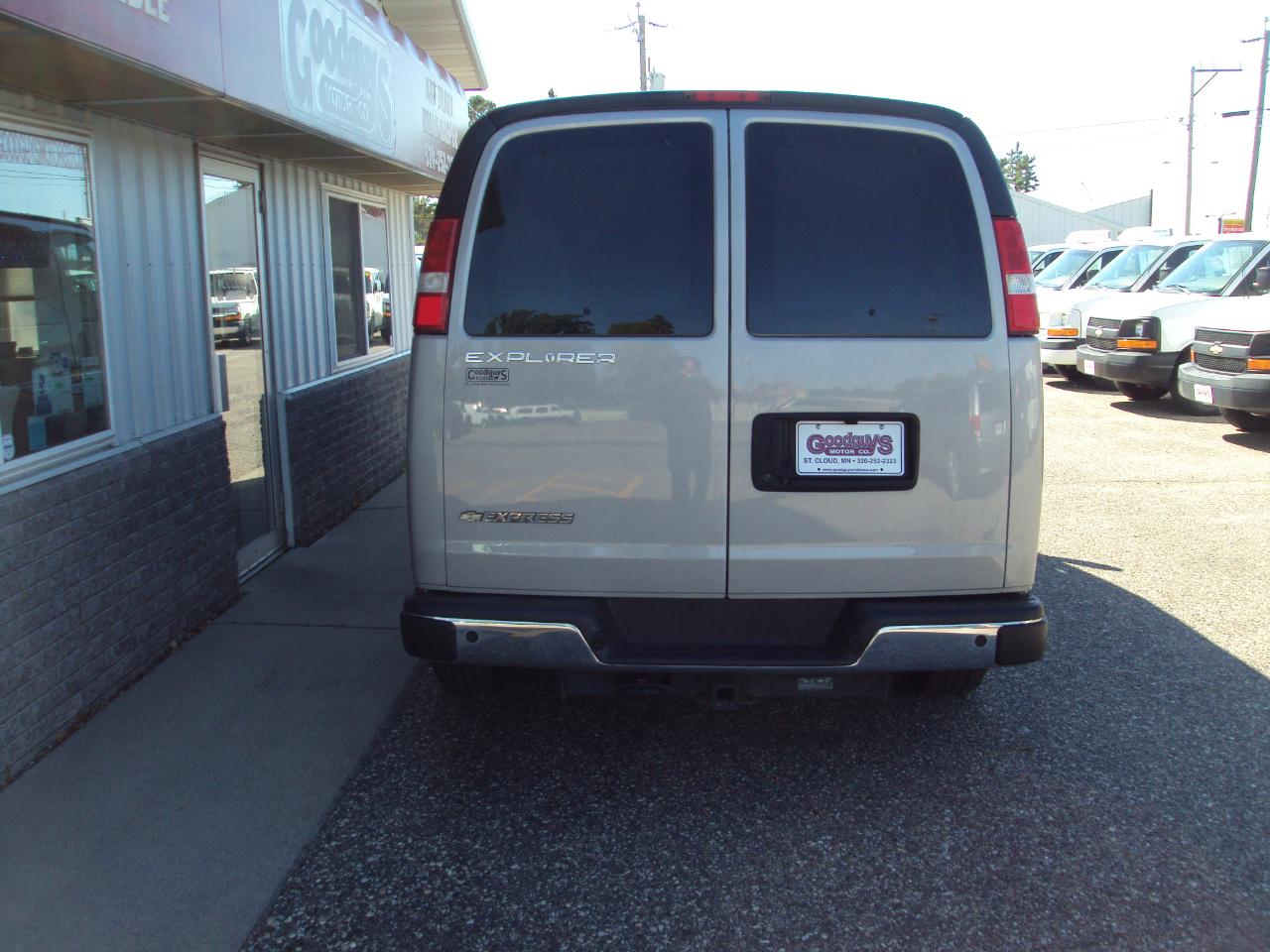 Chevrolet Express Cargo Van  2023