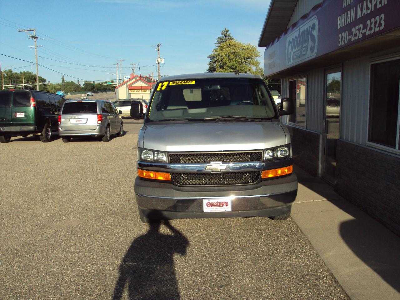 Chevrolet Express Passenger  2017