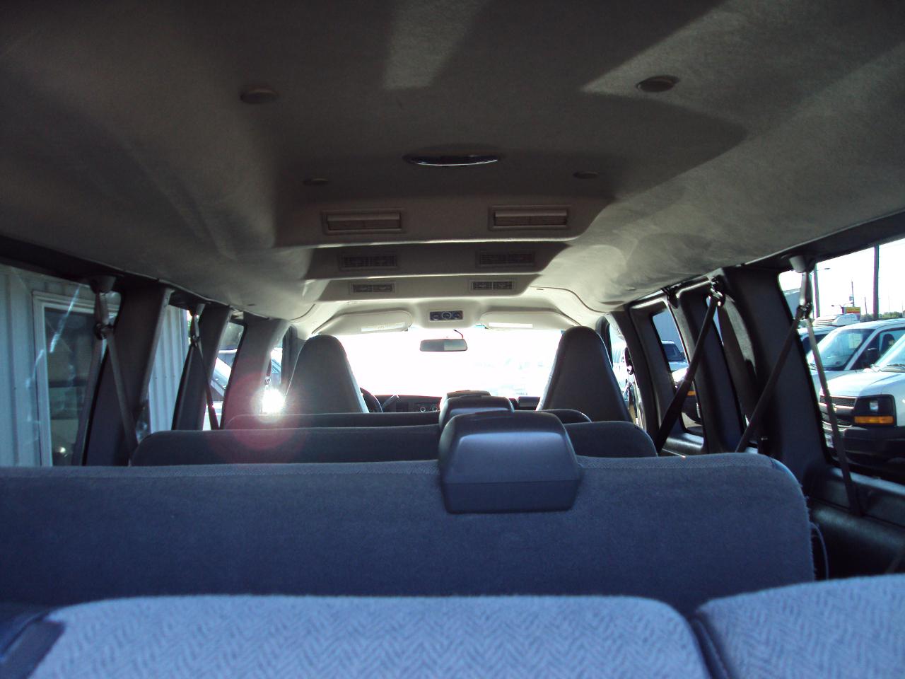 Chevrolet Express Passenger  2017