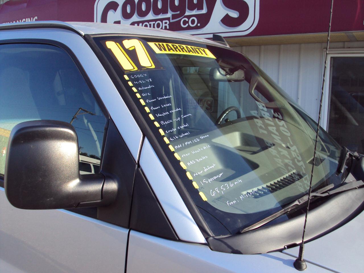 Chevrolet Express Passenger  2017