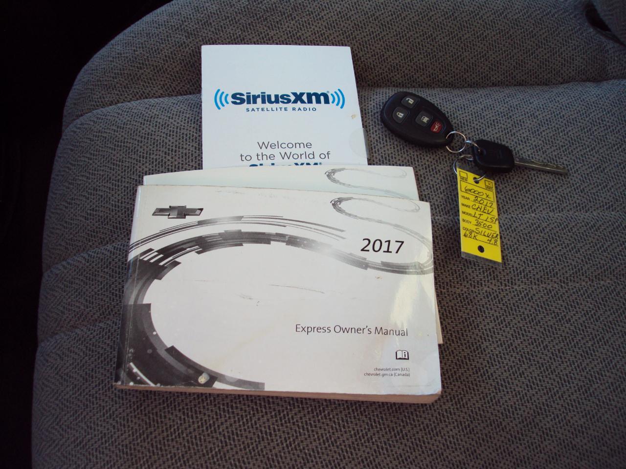 Chevrolet Express Passenger  2017