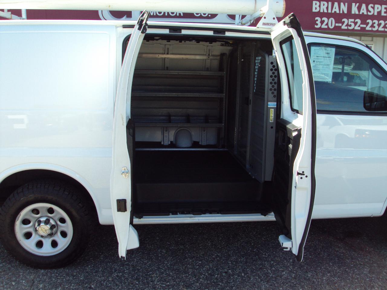 Chevrolet Express Cargo Van AWD 1500 135" 2013