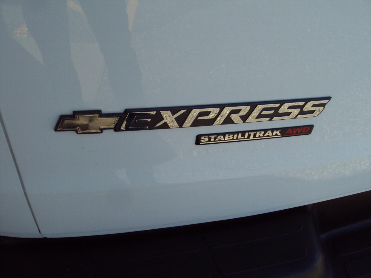 Chevrolet Express Cargo Van AWD 1500 135" 2013