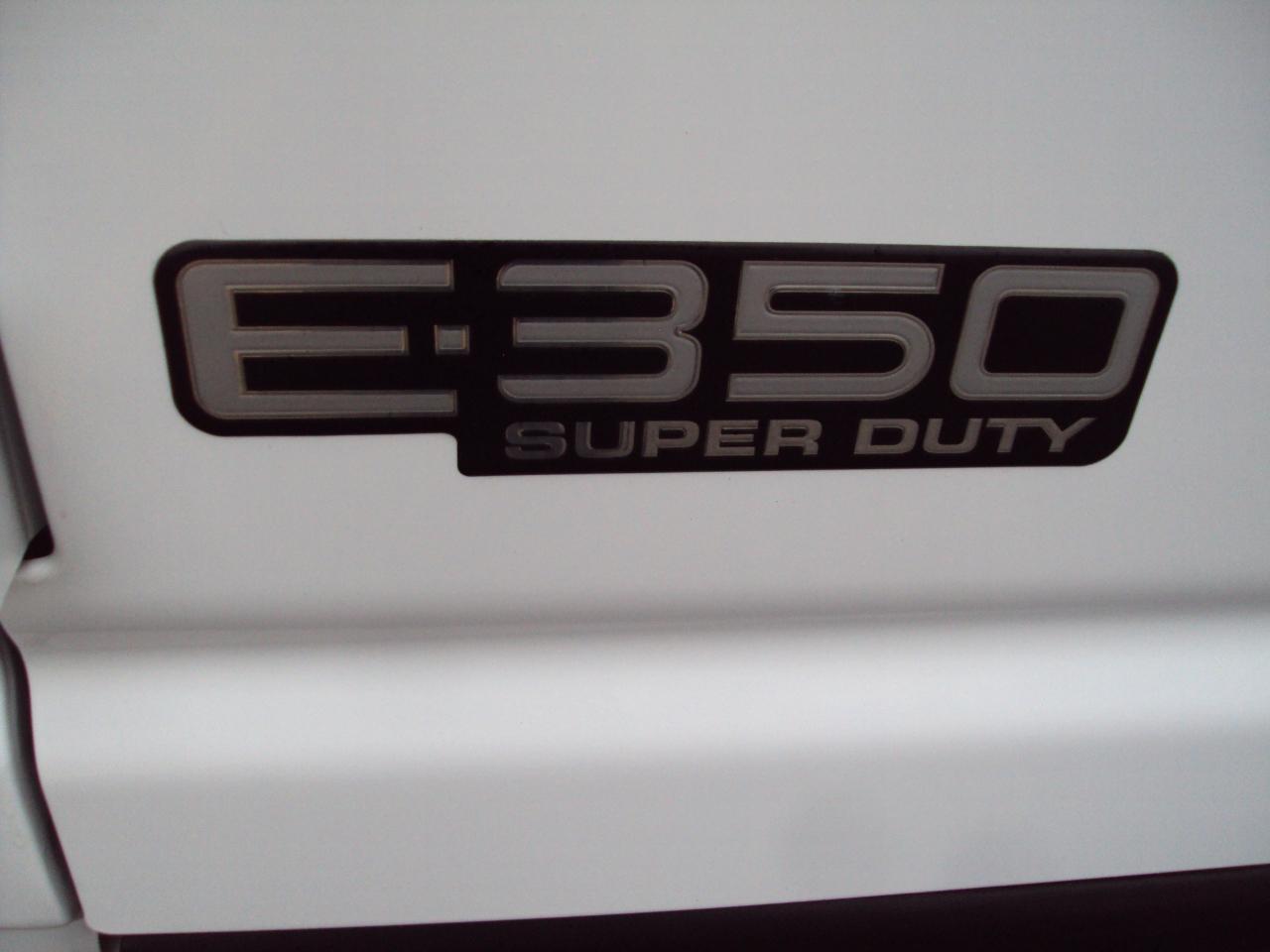 Ford Econoline Cargo Van E-350 Super 1999