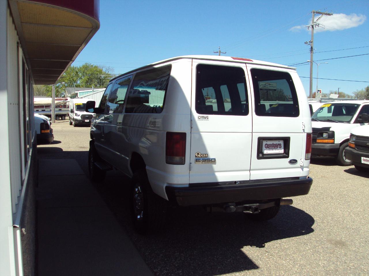 Ford Econoline Wagon  2012