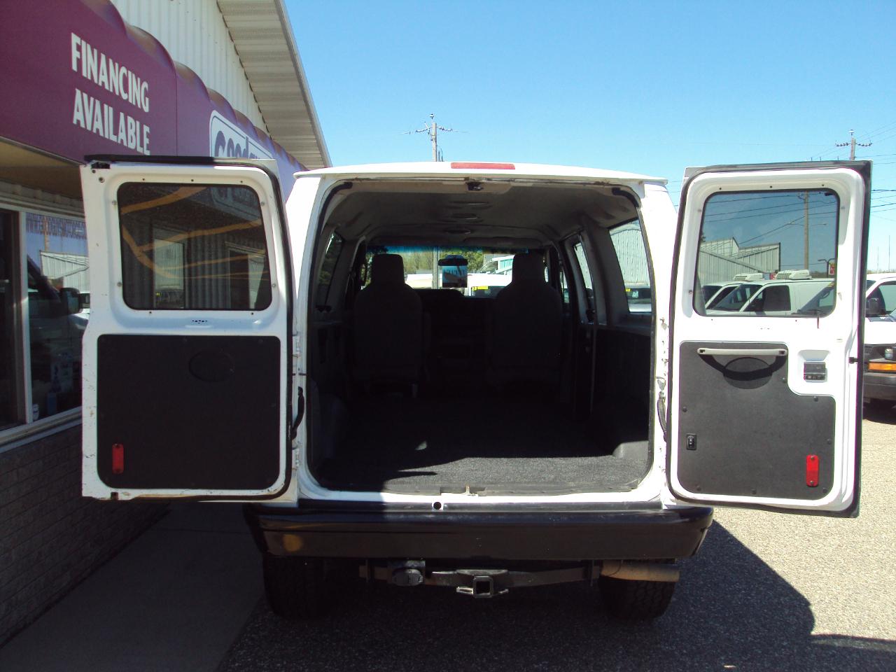 Ford Econoline Wagon  2012